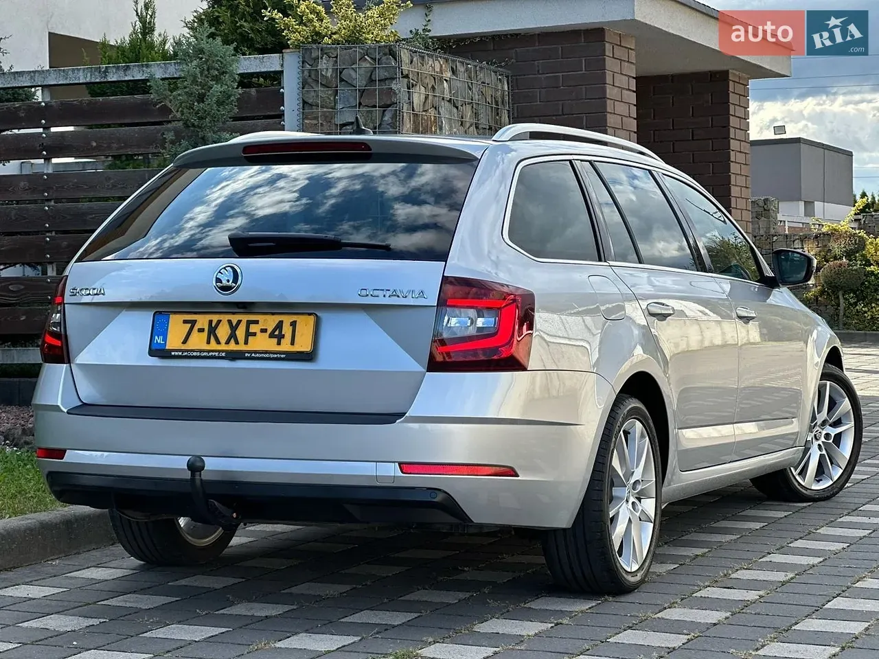 Skoda Octavia 2019 photo 3