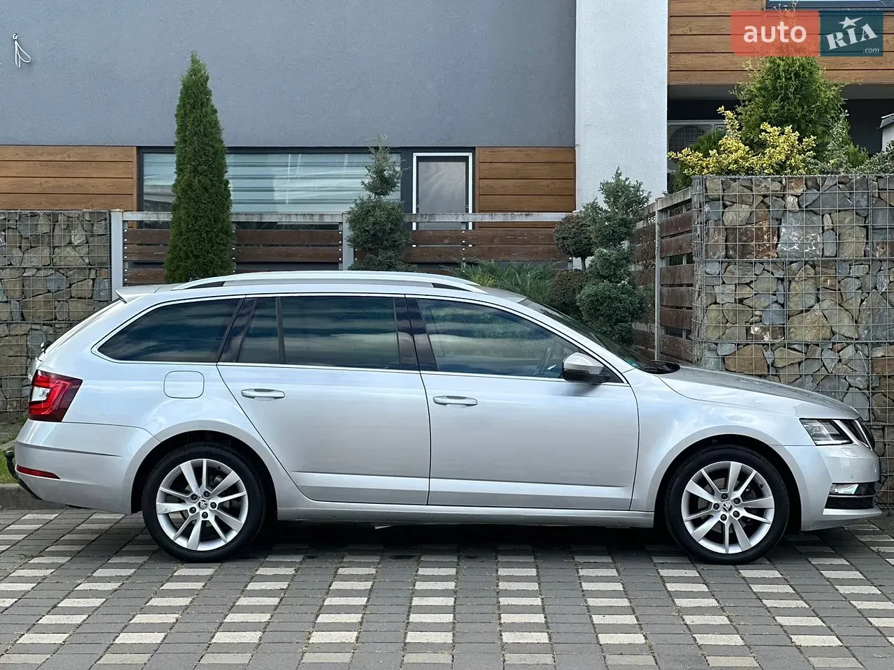 Skoda Octavia 2019 photo 4