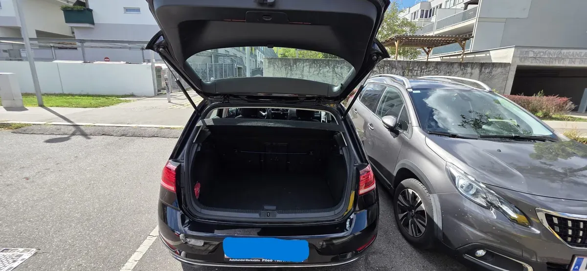 Volkswagen Golf 2019 photo 2