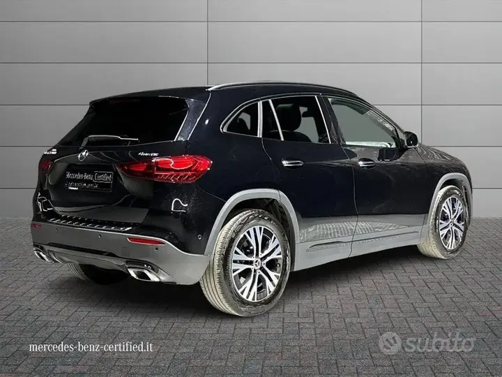 Mercedes-Benz Gla 2023 photo 2