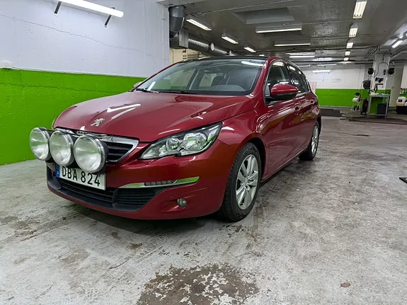 Peugeot 308 2015 photo 2
