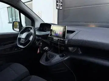 Peugeot Partner 2019 photo 2
