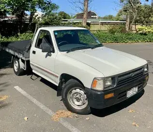 Toyota Hilux 1994 photo 2
