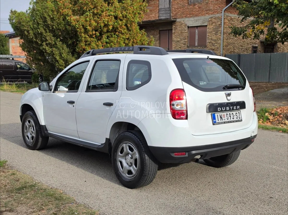 Dacia Duster 2017 photo 2