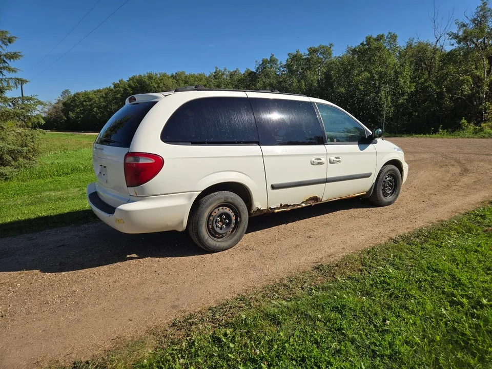 Dodge Grand Caravan 2005 photo 4