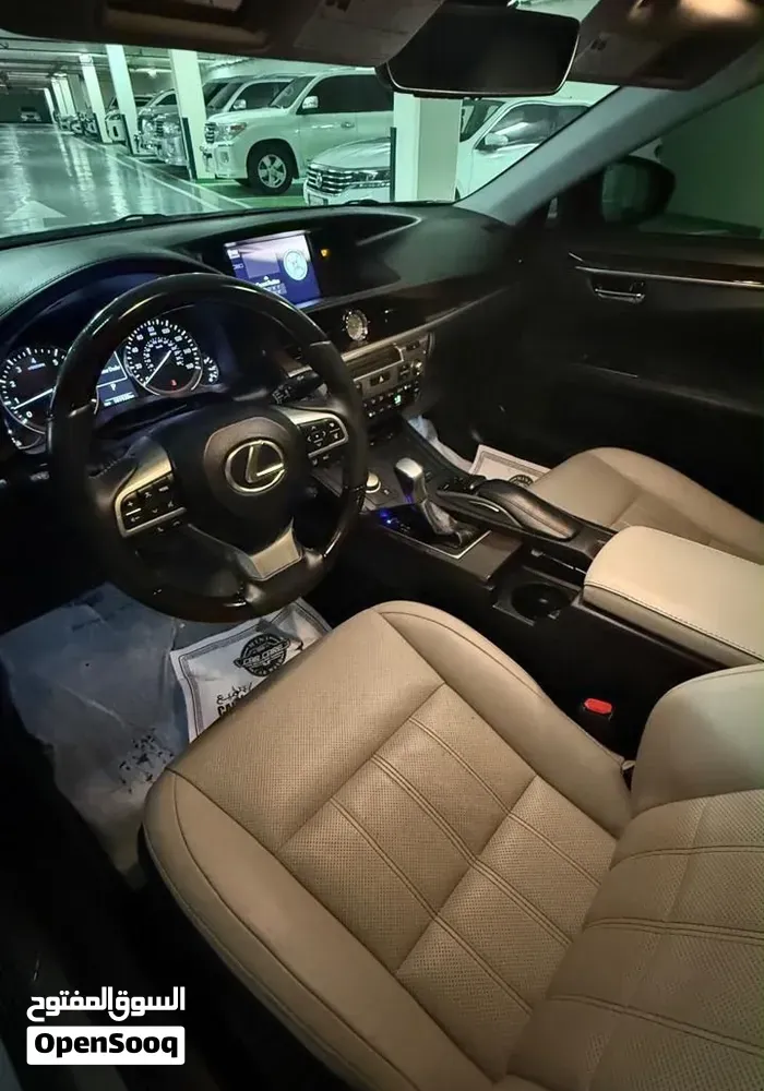 Lexus Es 2018 photo 3