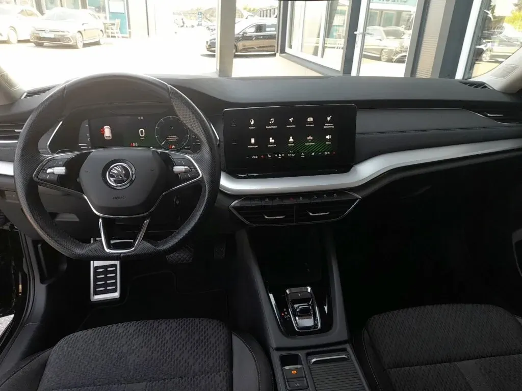 Skoda Octavia 2023 photo 3