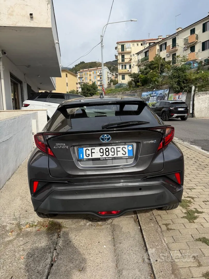 Toyota C-Hr 2021 photo 4