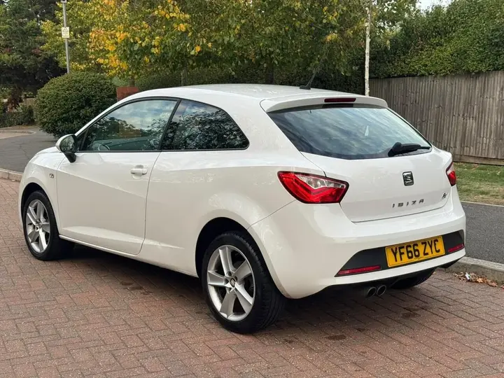 Seat Ibiza 2017 photo 5