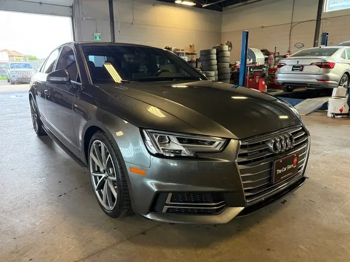 Audi A4 2018 photo 3