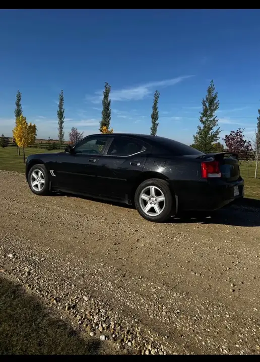 Dodge Charger 2010 photo 2
