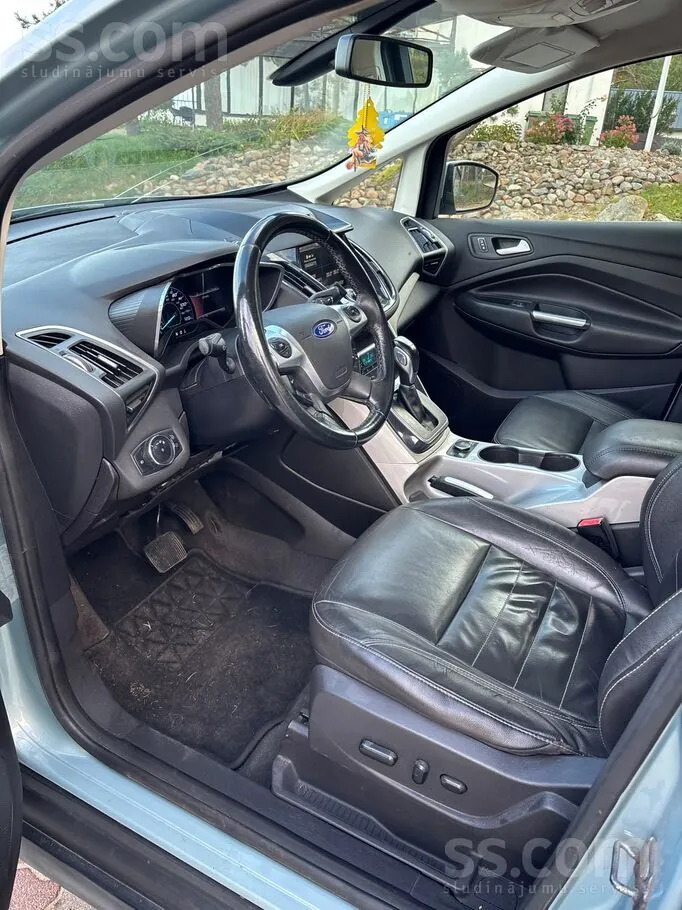 Ford C-Max 2013 photo 4