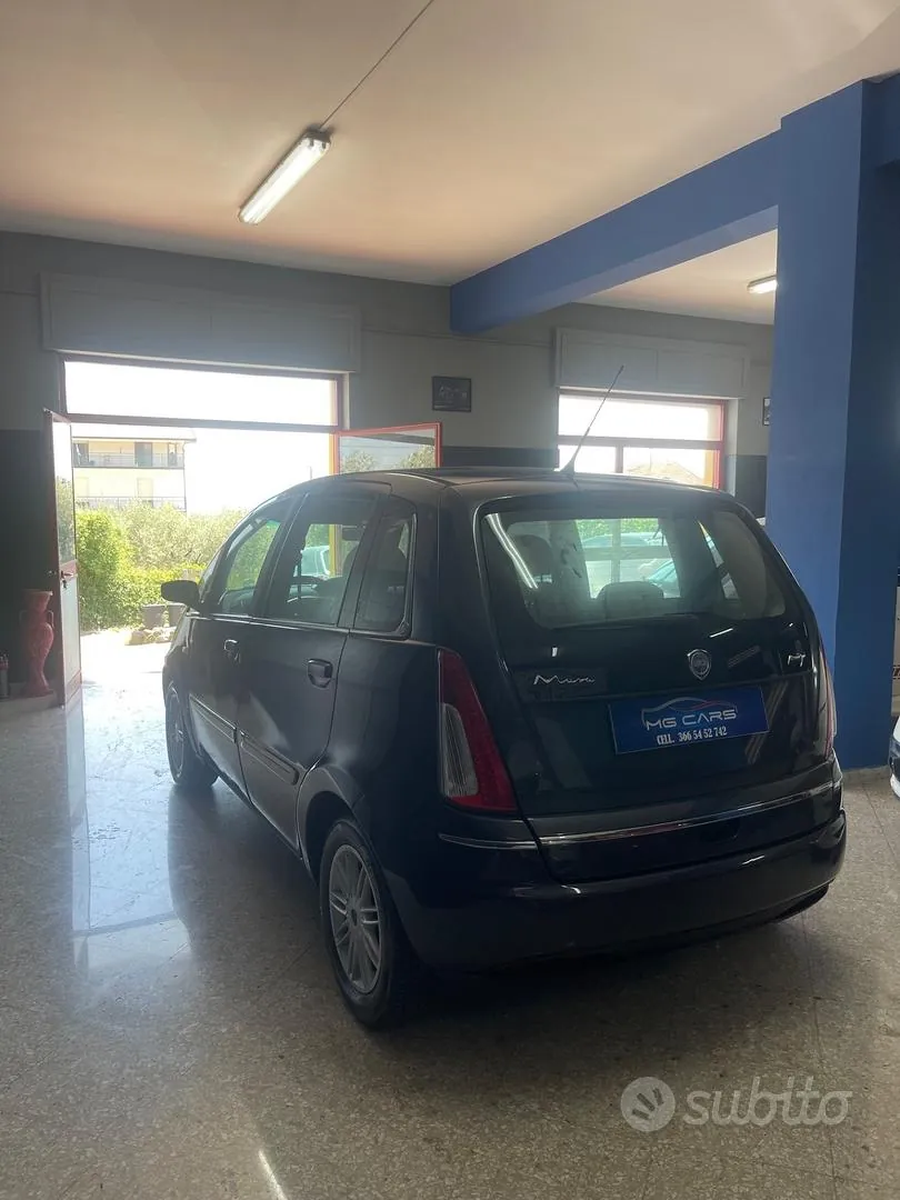 Lancia Musa 2009 photo 4