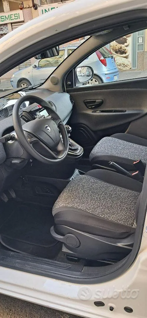 Lancia Ypsilon 2019 photo 4