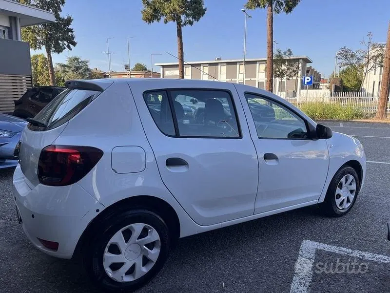 Dacia Sandero 2017 photo 4