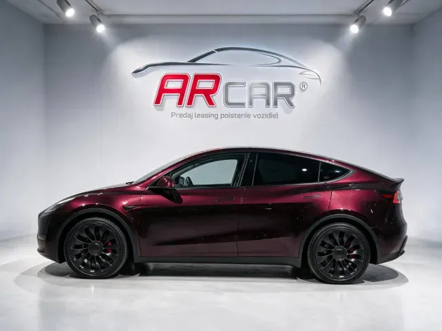 Tesla Model Y 2023 photo 4