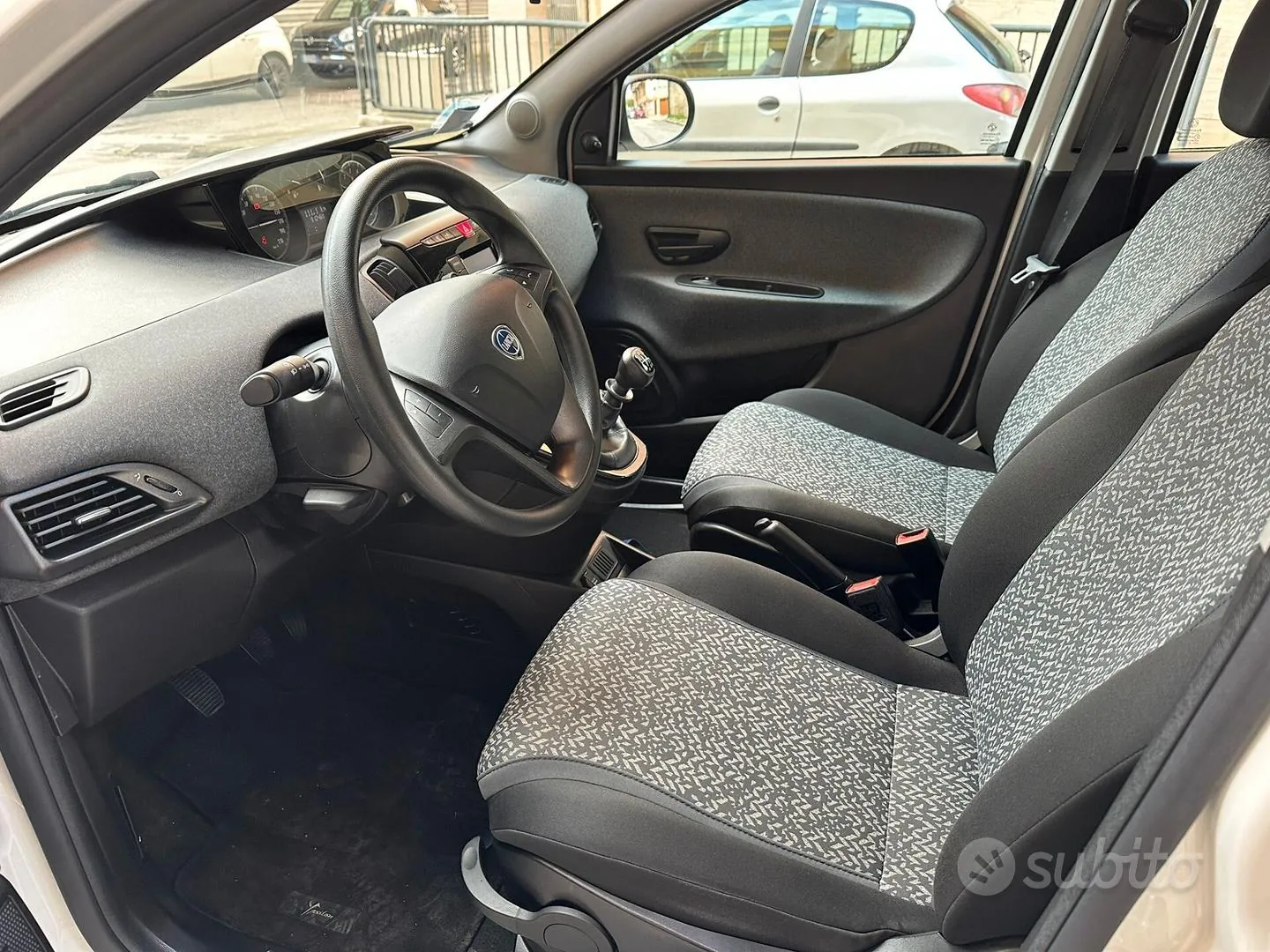 Lancia Ypsilon 2020 photo 2