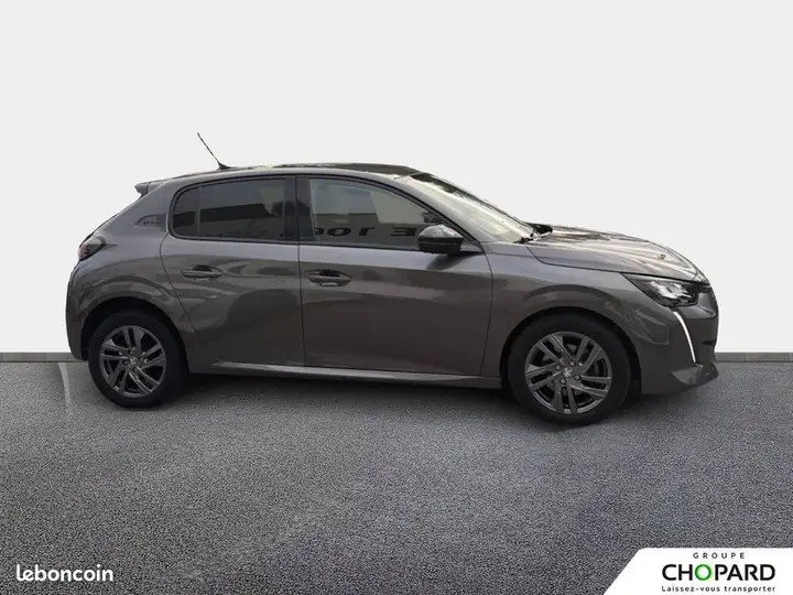 Peugeot 208 2022 photo 4