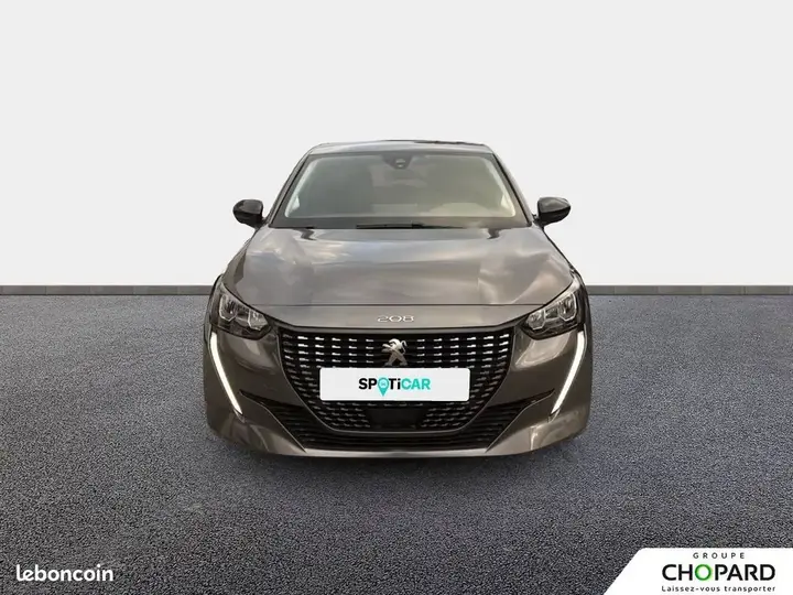 Peugeot 208 2022 photo 2