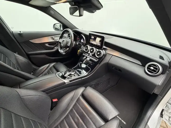 Mercedes-Benz C-Class 2015 photo 3