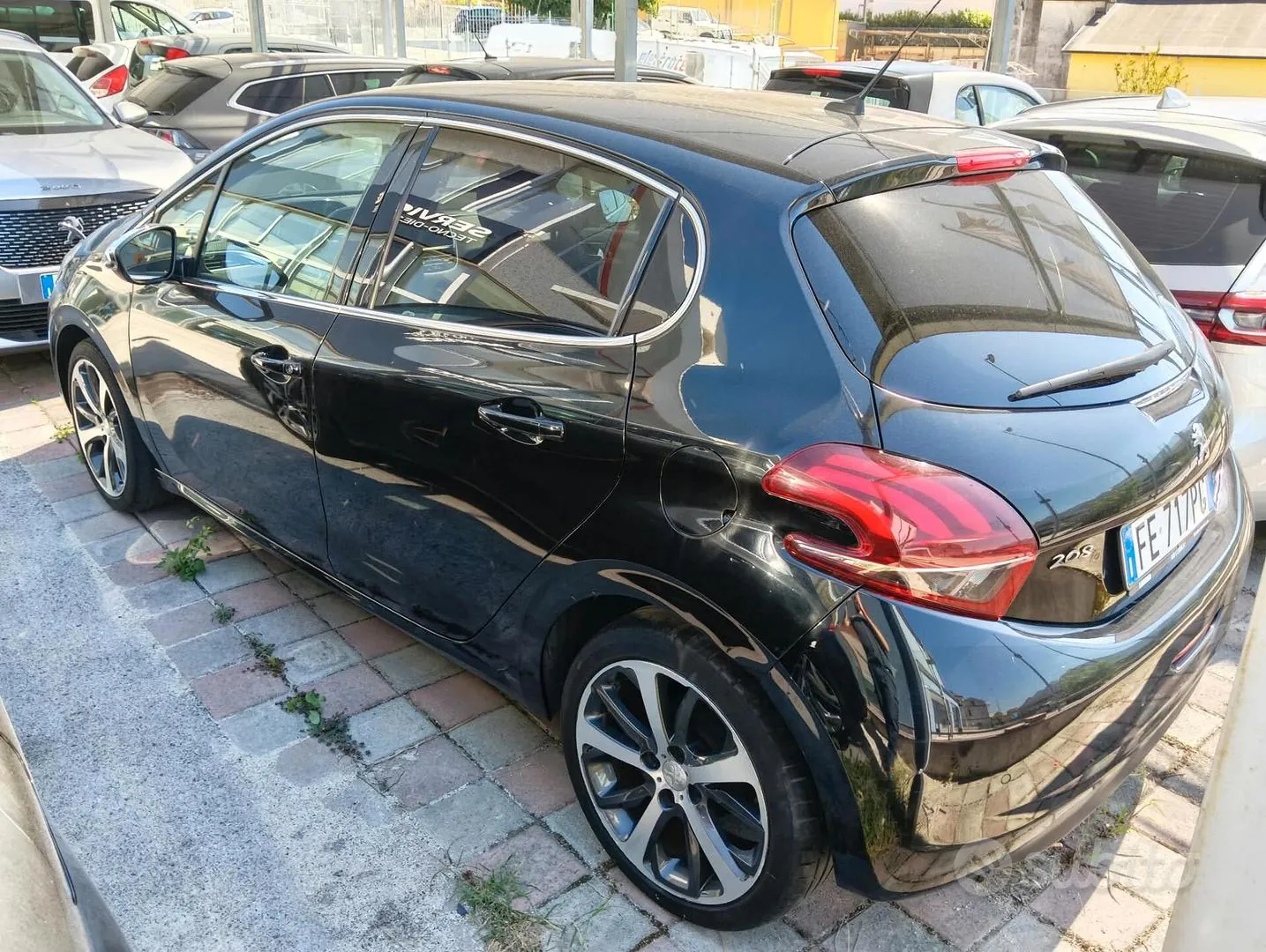 Peugeot 208 2016 photo 4