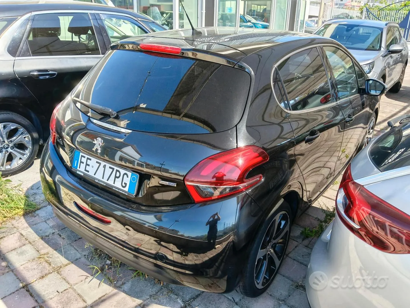 Peugeot 208 2016 photo 3