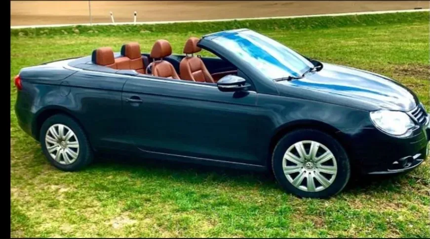 Volkswagen Eos 2010 photo 2