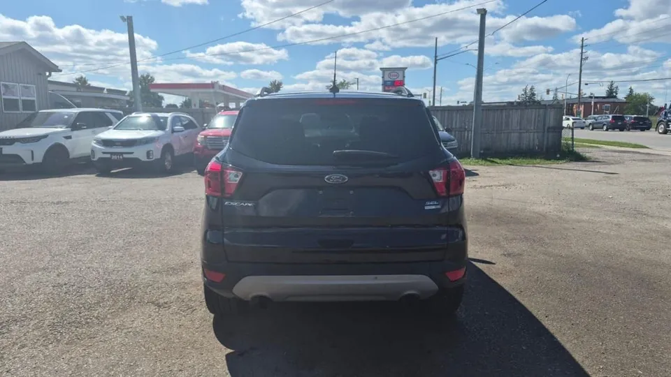 Ford Escape 2019 photo 4