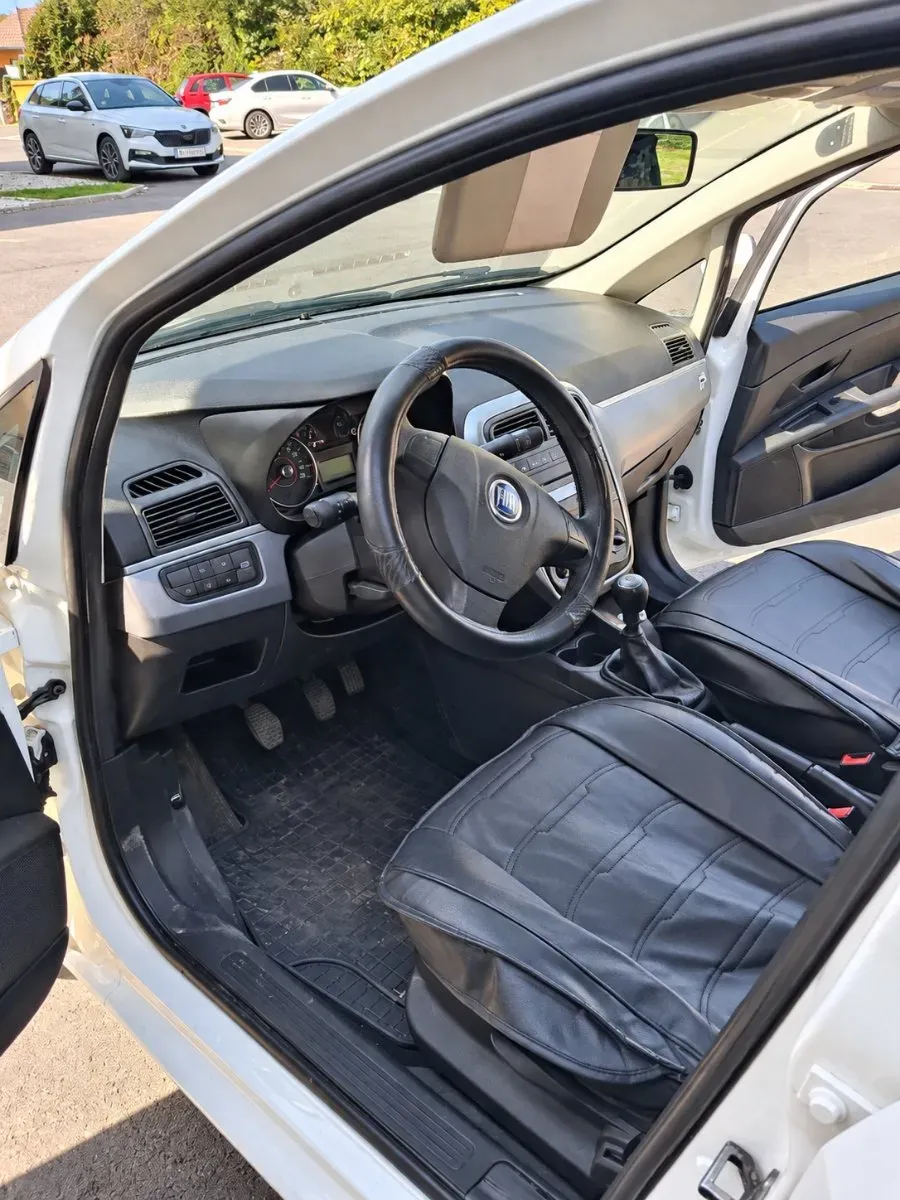 Fiat Punto 2008 photo 3