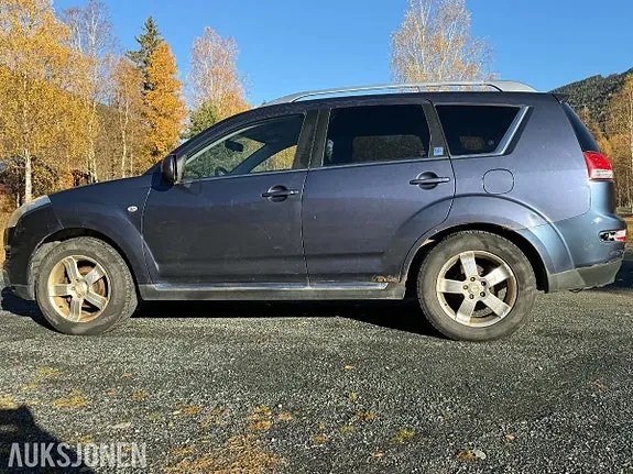 Citroen C-Crosser 2007 photo 2