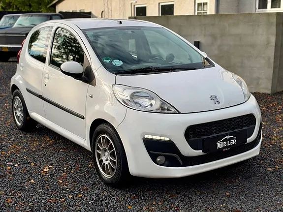 Peugeot 107 2014 photo 2
