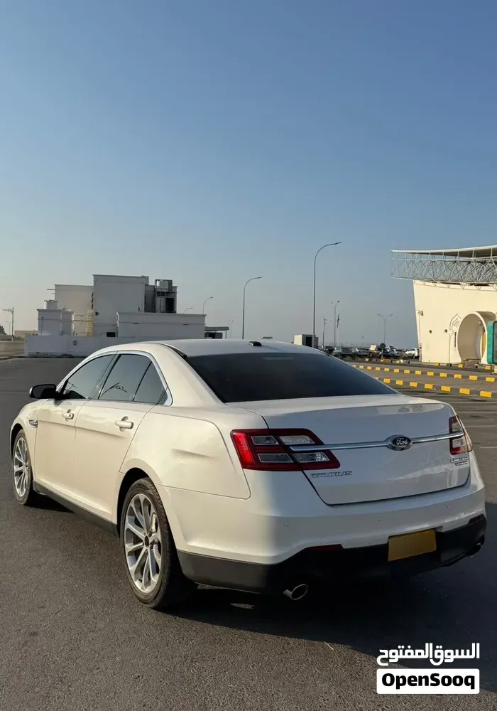 Ford Taurus 2018 photo 4