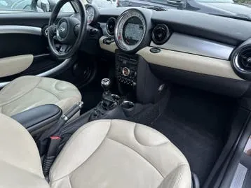 Mini Clubman 2011 photo 3