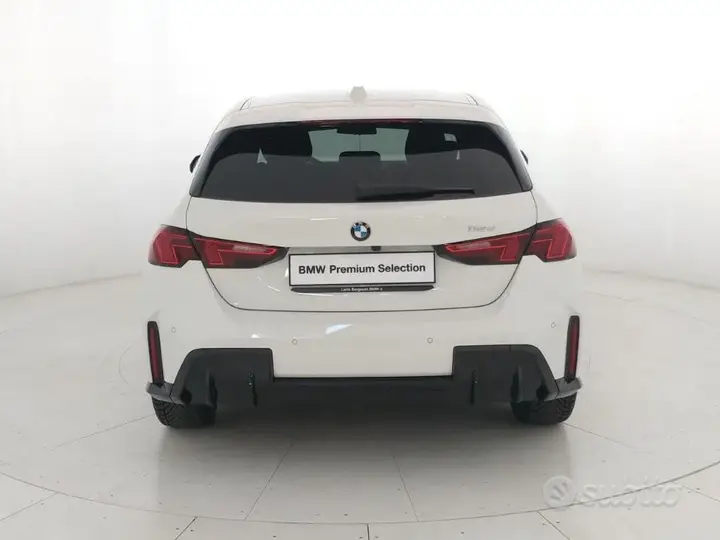 BMW 1 Series 2024 photo 4