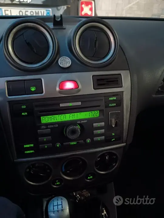 Ford Fiesta 2008 photo 4