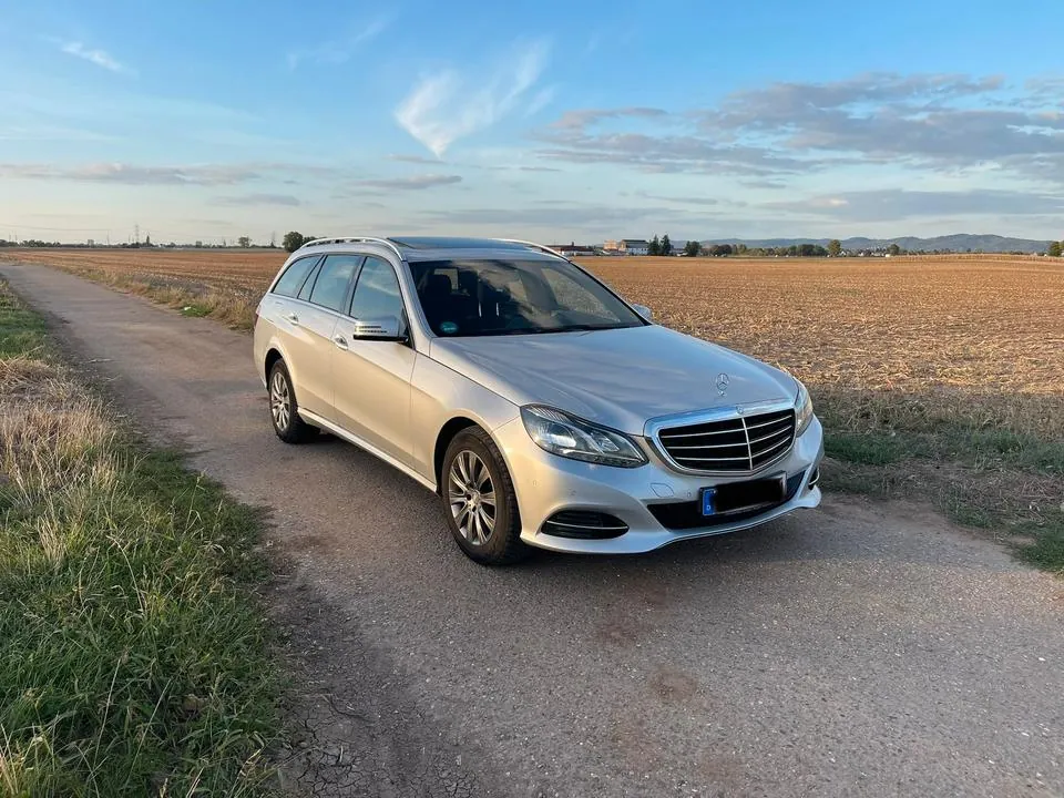 Mercedes-Benz E 220