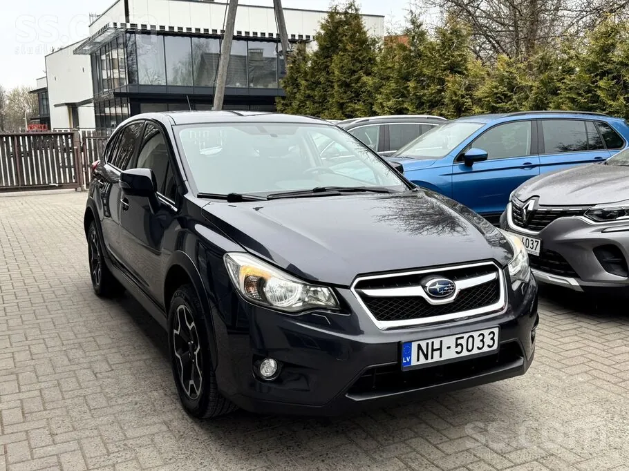 Subaru Xv 2012 photo 2