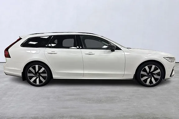 Volvo V90 2025 photo 3