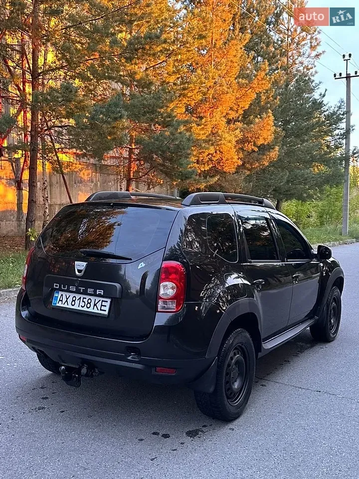 Dacia Duster 2010 photo 5