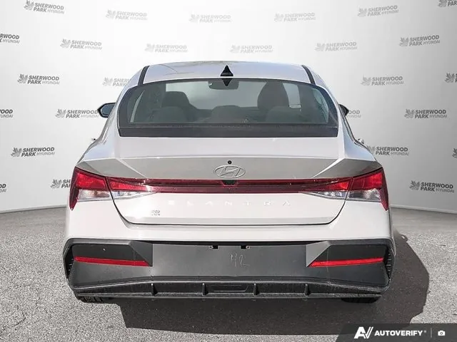 Hyundai Elantra 2024 photo 5