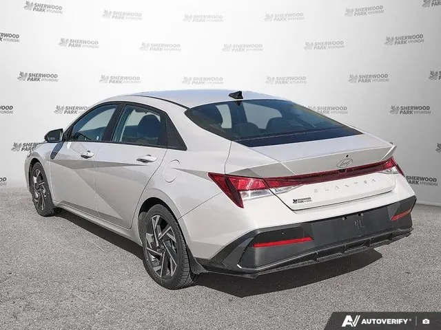 Hyundai Elantra 2024 photo 4