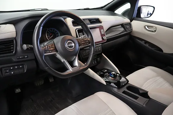 Nissan Leaf 2023 photo 5