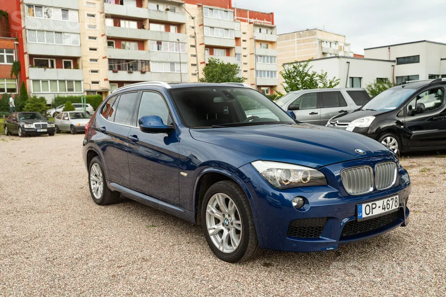 BMW X1 2011 photo 3