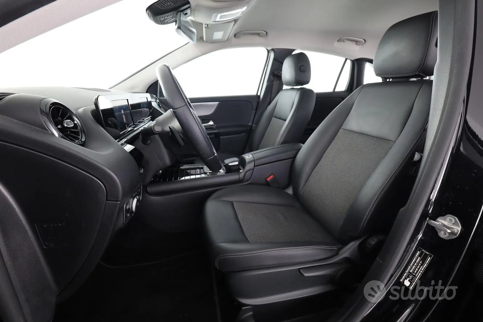 Mercedes-Benz Gla 2021 photo 2