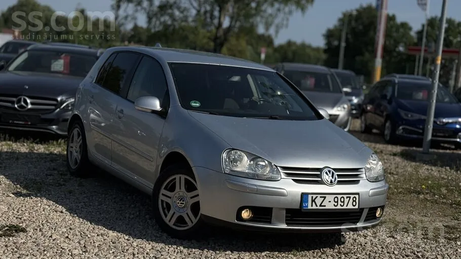 Volkswagen Golf V