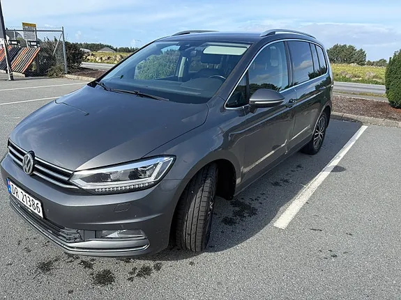 Volkswagen Touran 2017 photo 3