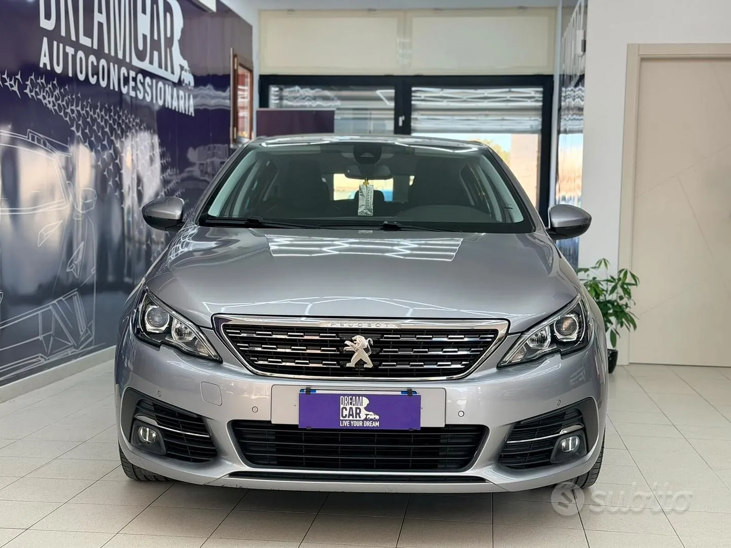 Peugeot 308 2020 photo 2