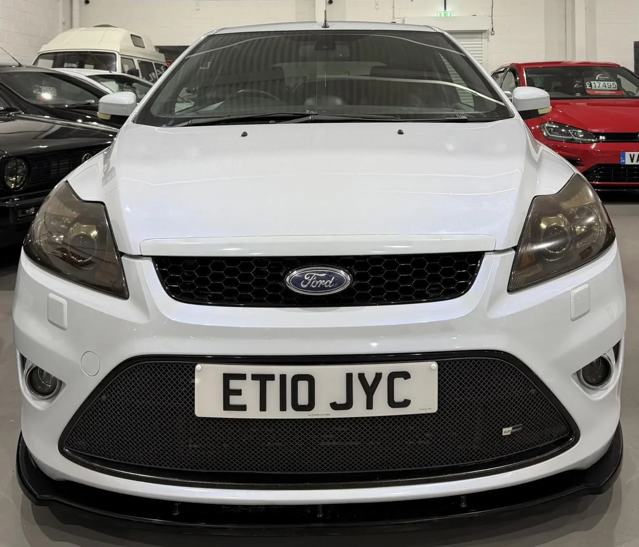 Ford Focus 2010 photo 2