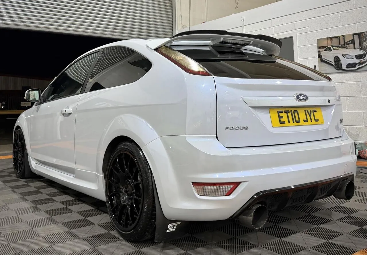 Ford Focus 2010 photo 4