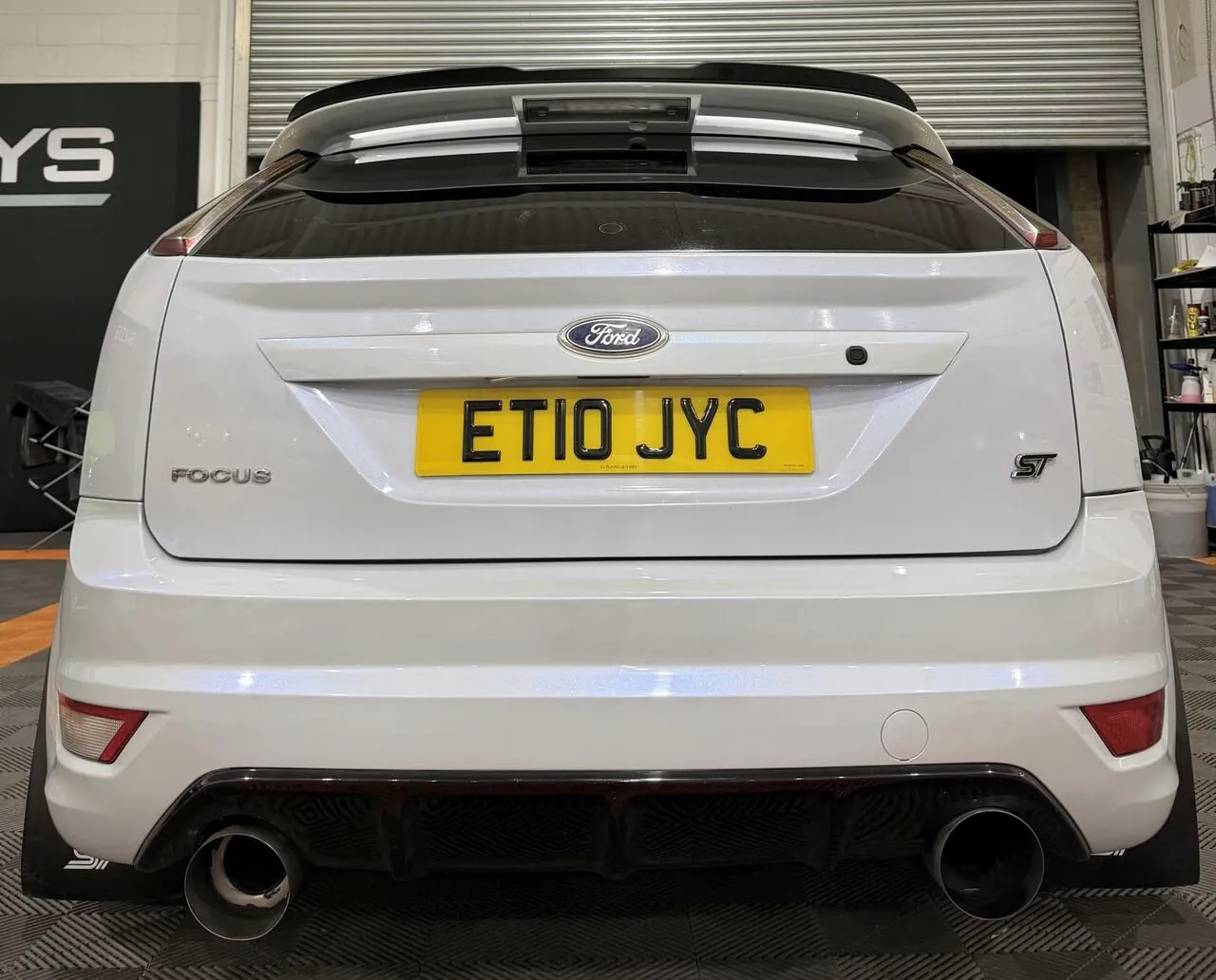 Ford Focus 2010 photo 3